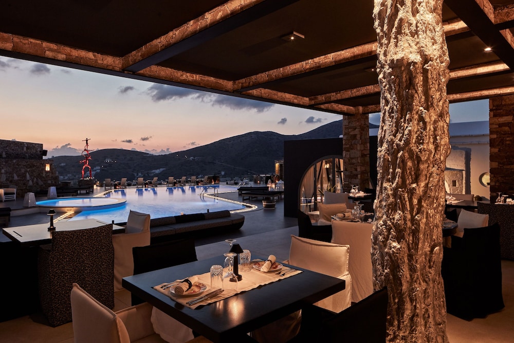 Liostasi Hotel And Suites 28/50