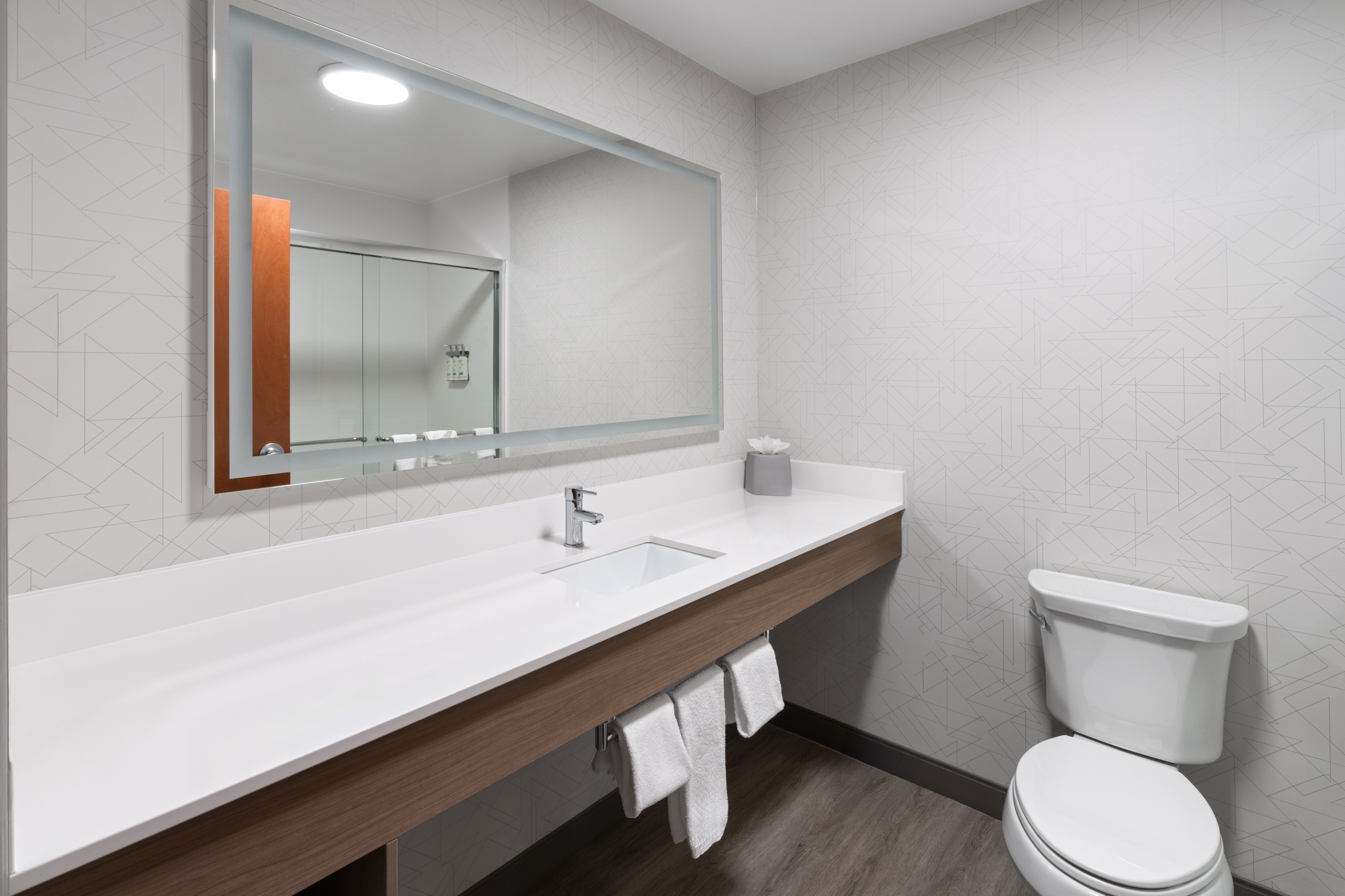 Holiday Inn Express Rawlins 76/78