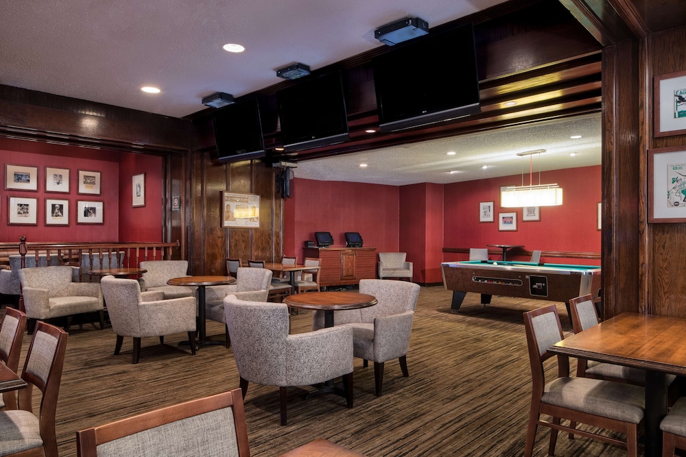 Hilton Philadelphia Airport 57/73