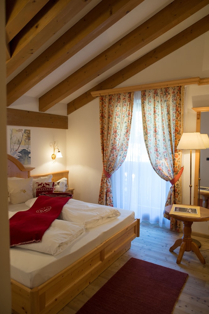 Gianna Hotel 20/50