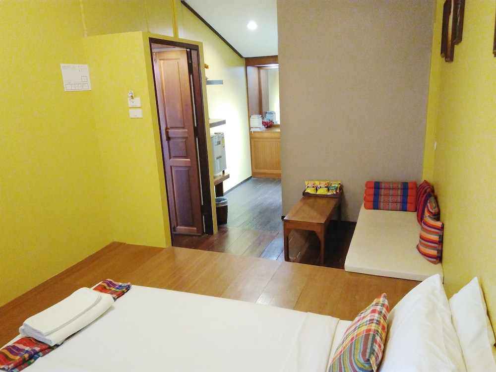 Thanicha Resort Amphawa 17/72