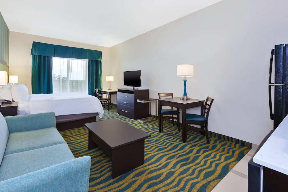 Holiday Inn Express Suites Southport Oak Island Area 47/58