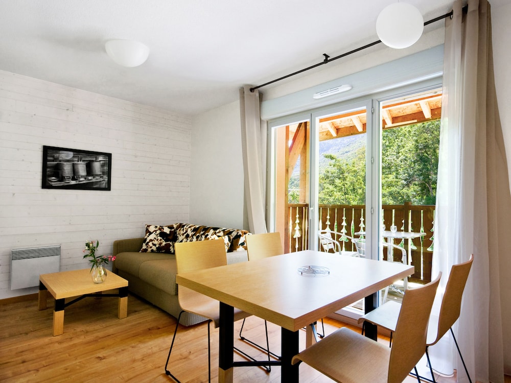 Lagrange Confort Les Chalets D Apos Ax 12/16