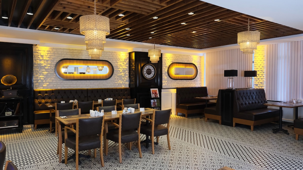 Emirtimes Hotel Tuzla 59/79