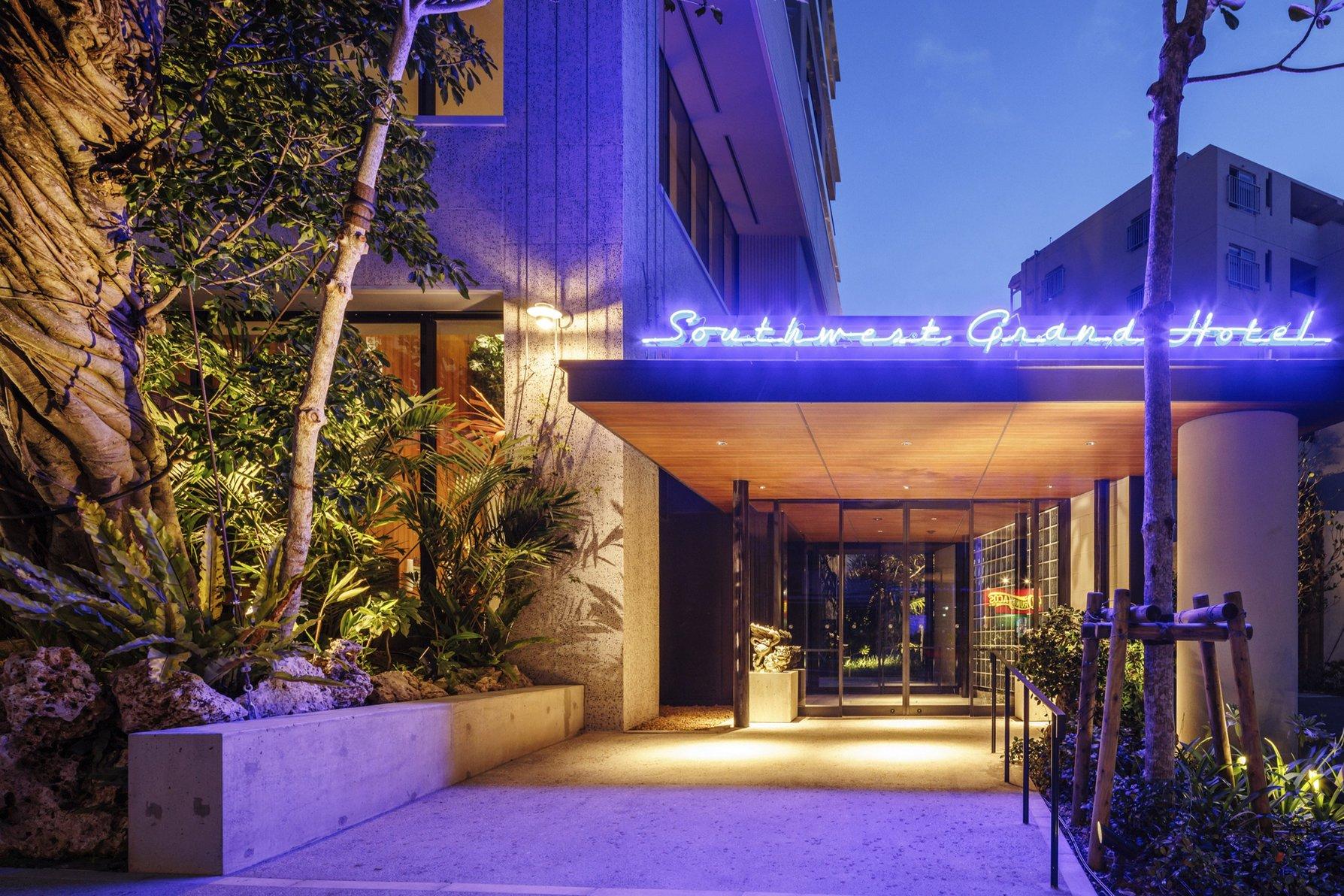 Penthouse Suite Top Floor 113sqm 2 bed rooms with Lounge Access and Free Minibar