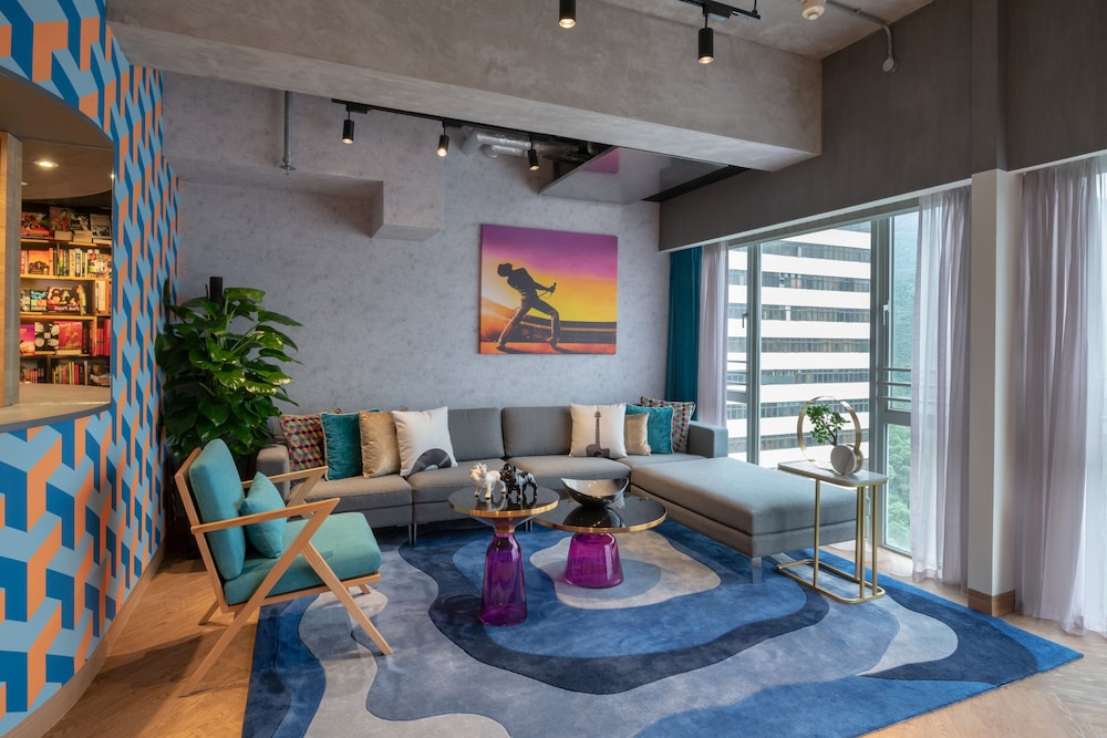 Ovolo Southside 23/56