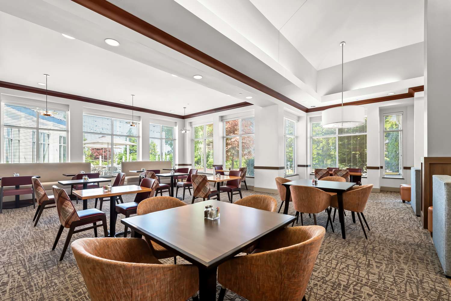 restaurant cafeteria