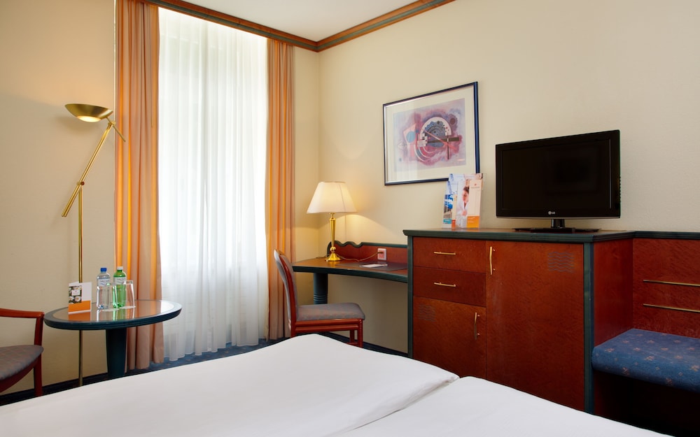 Thermal Hotels And Walliser Alpentherme Leukerbad 35/77