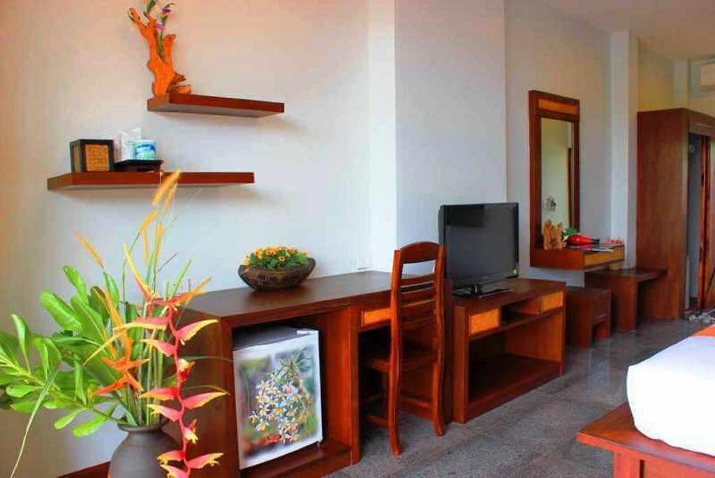 Peace Paradise Beach Resort 58/65