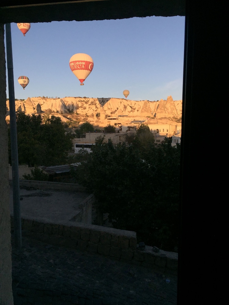 Guven Cave Hotel 35/45