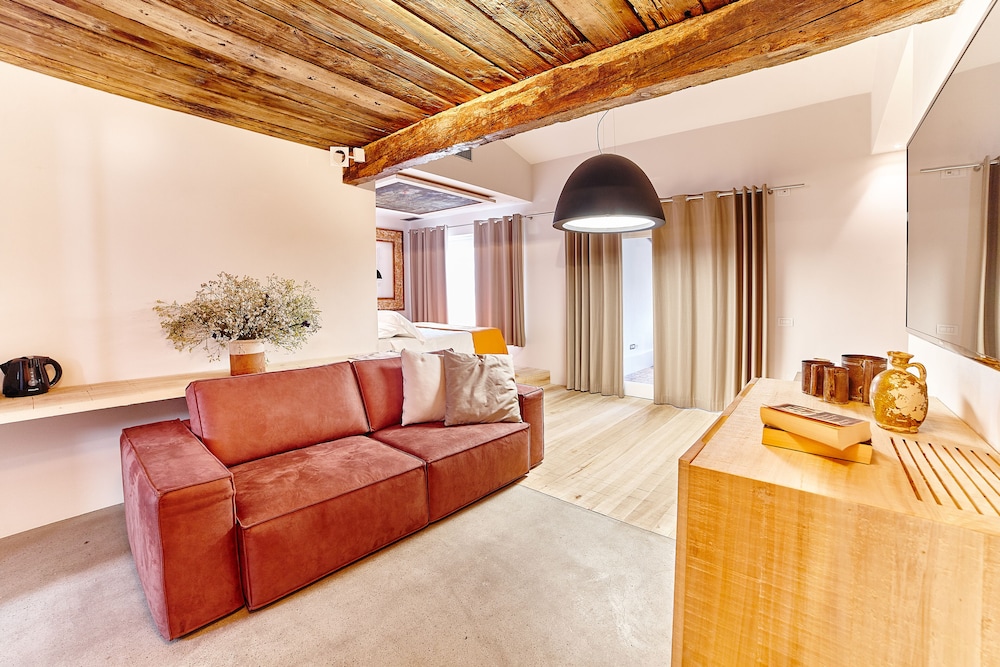 Praia Art Resort 53/73