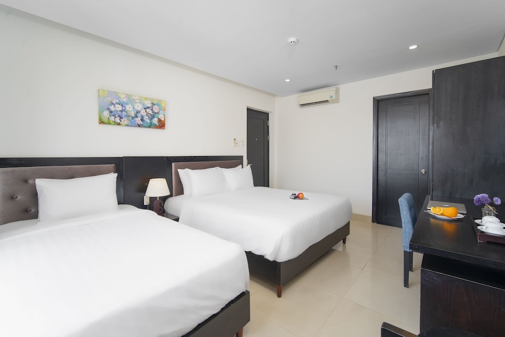Golden Star Hotel 36/69