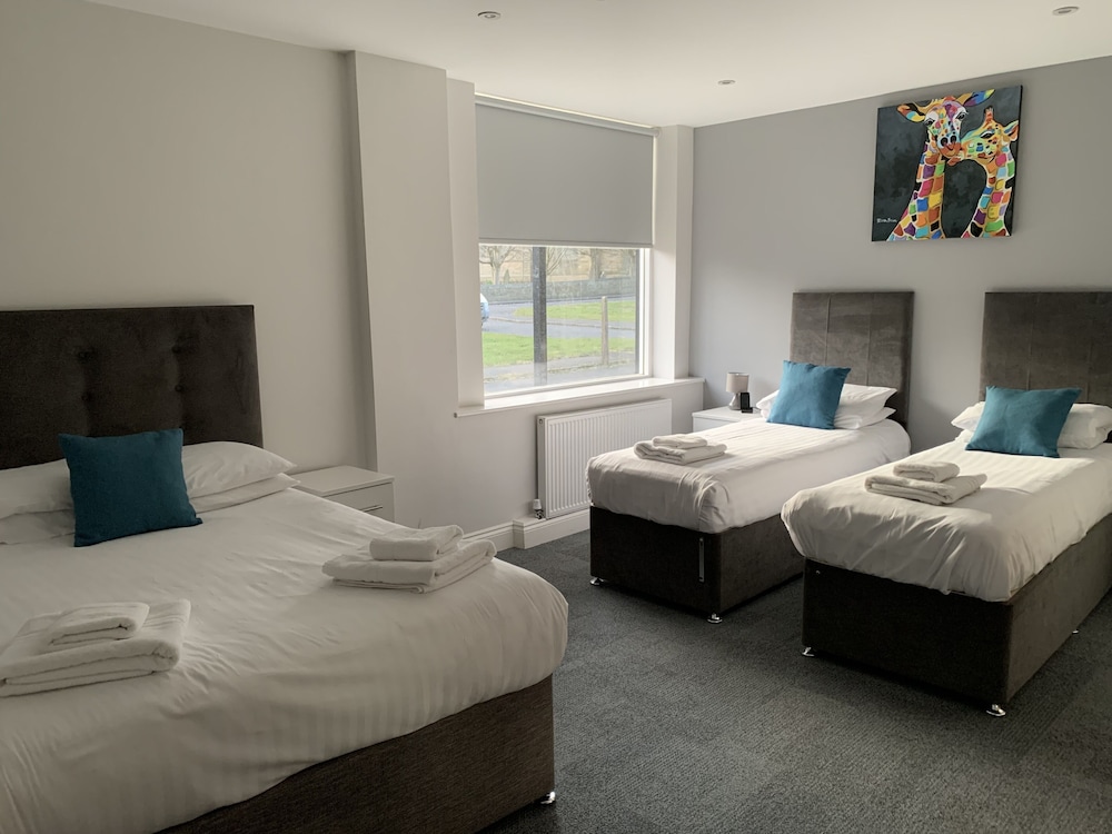 Hotel 52 - Stanley 6/36
