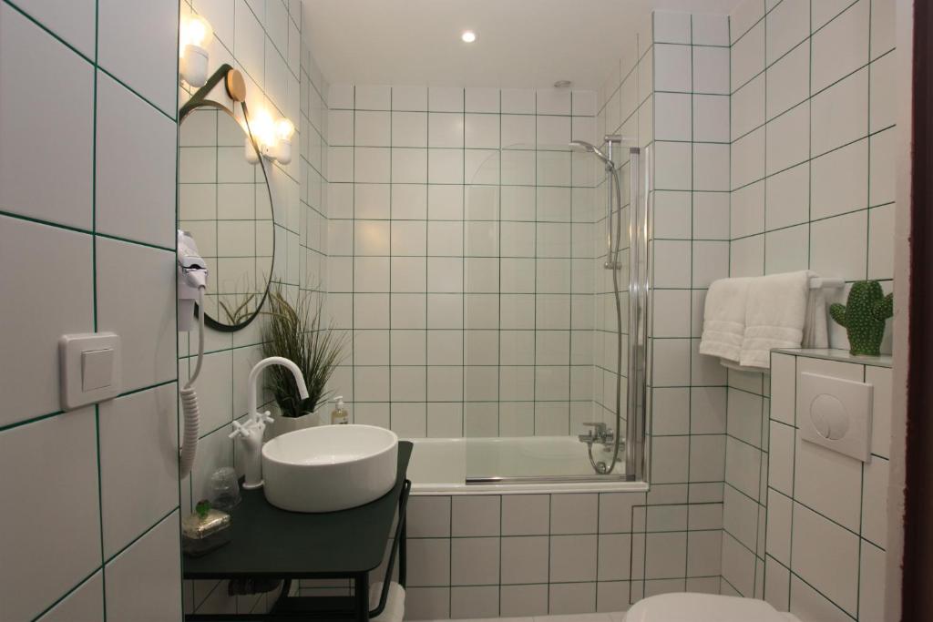 غرفة قياسية بسرير مزدوج، Hotel Saint Regis 2/2