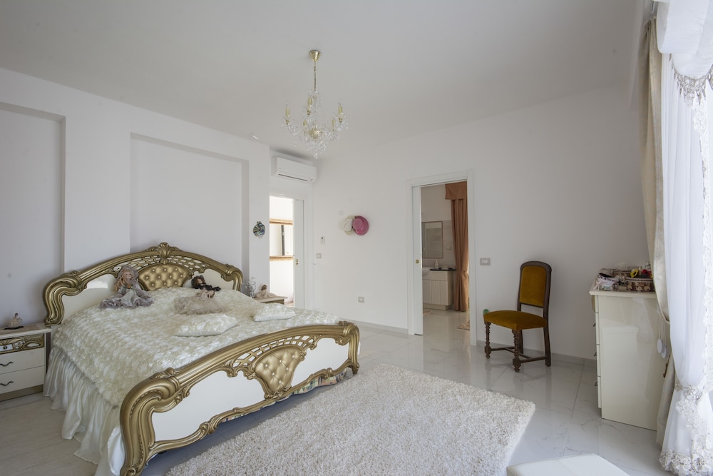 Villa Armonia 12/93