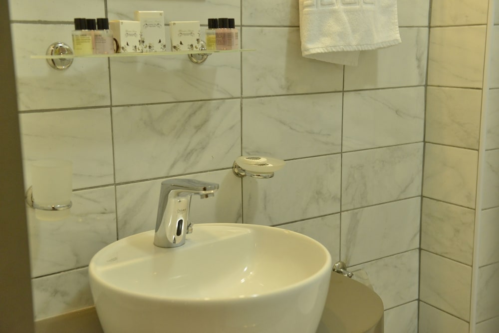 Turkeli Hotel 18/19