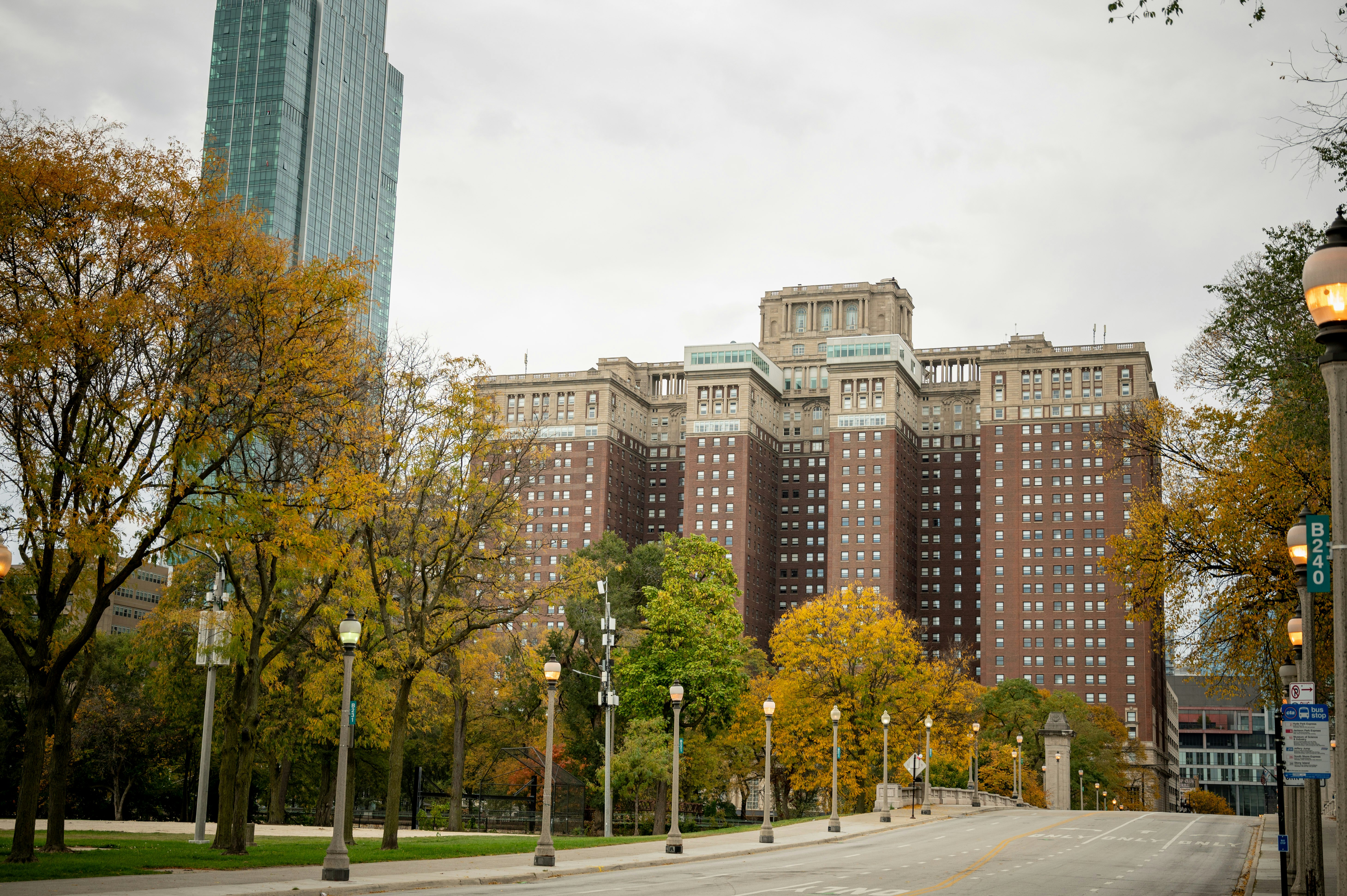 Hilton Chicago 78/86