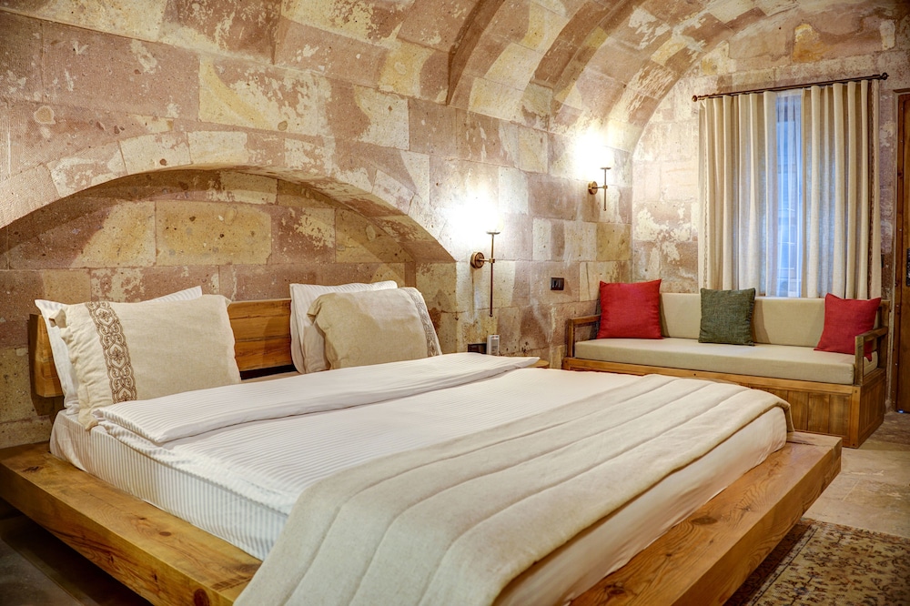 Alfa Cave Hotel 5/50