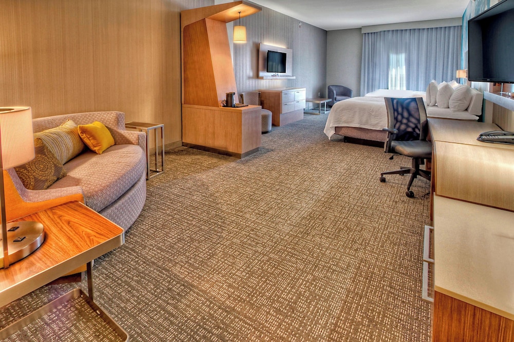 Suite, Multiple Beds, Accessible