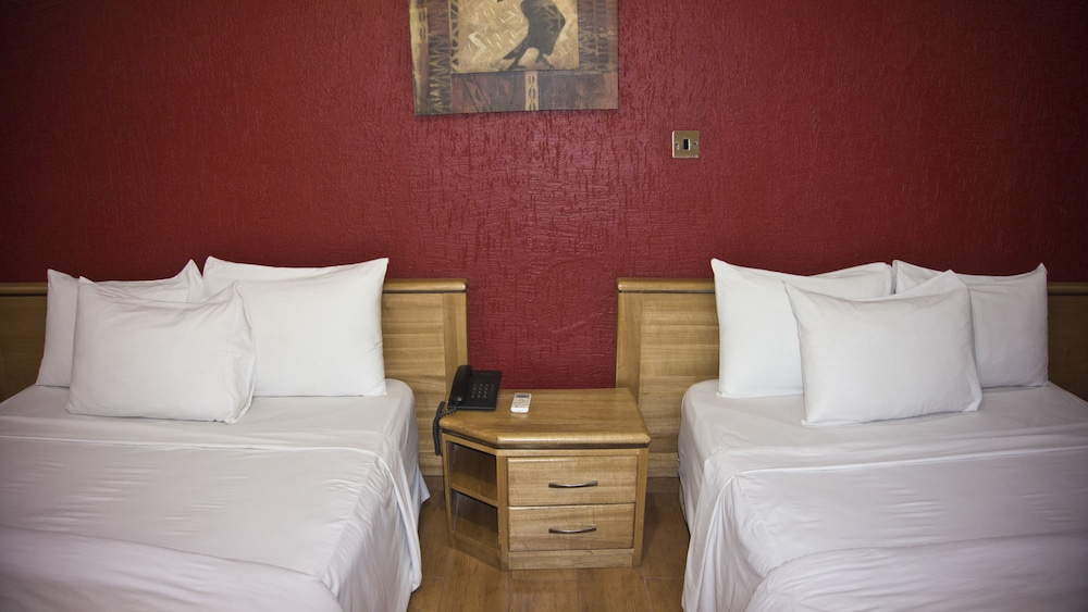 Tropical Enclave Hotel 43/60