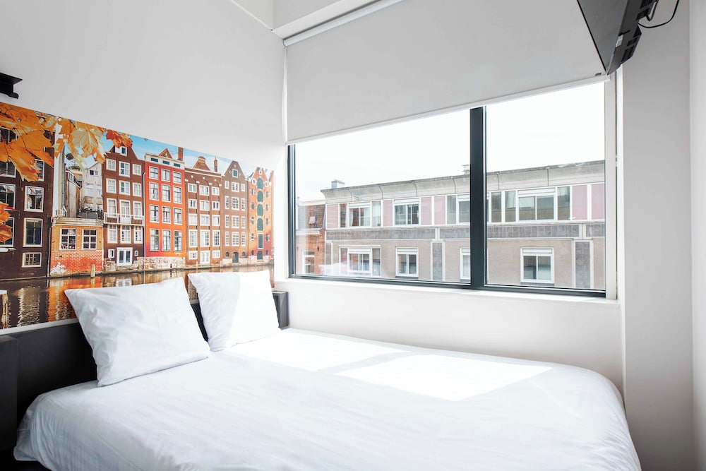 غرفة صغيرة مزدوجة، easyHotel Amsterdam City Centre 6/12