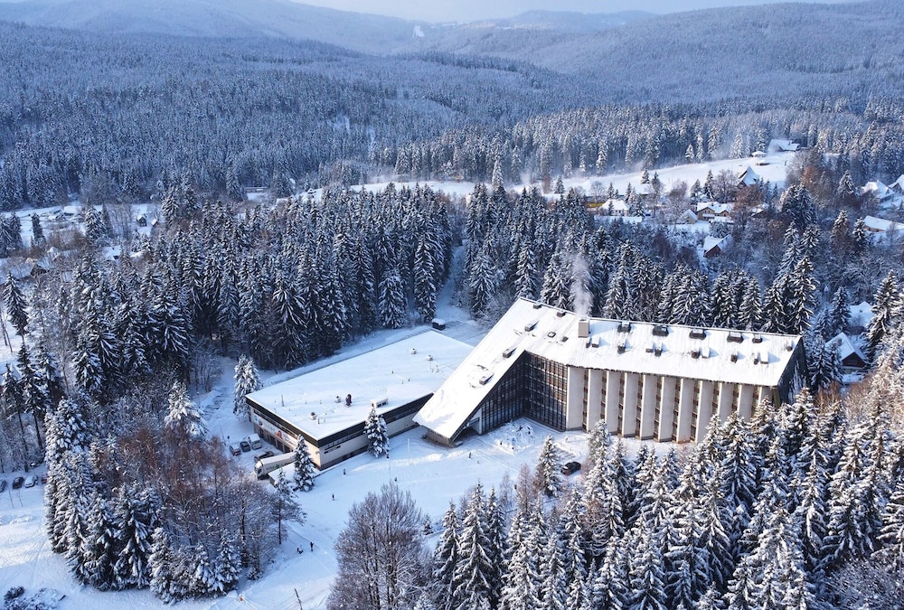 Wellness Hotel Svornost 35/69