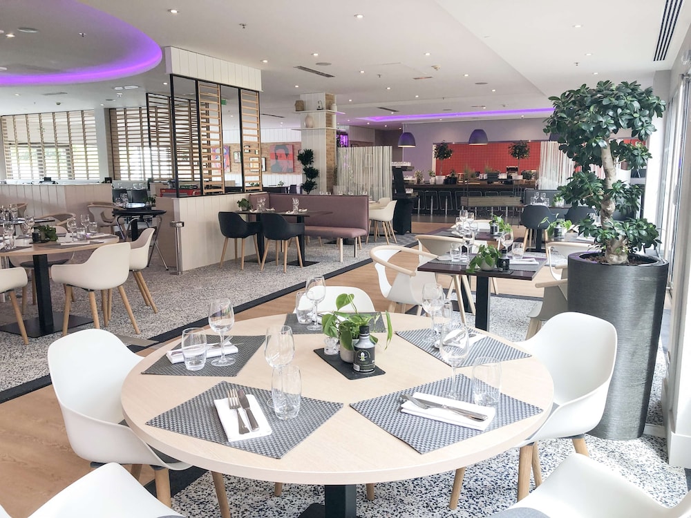 Radisson Blu Hotel Toulouse Airport Formerly Radisson Sas 57/74