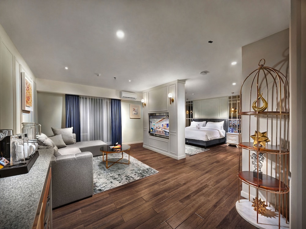 Aston Inn Jemursari Surabaya 32/36