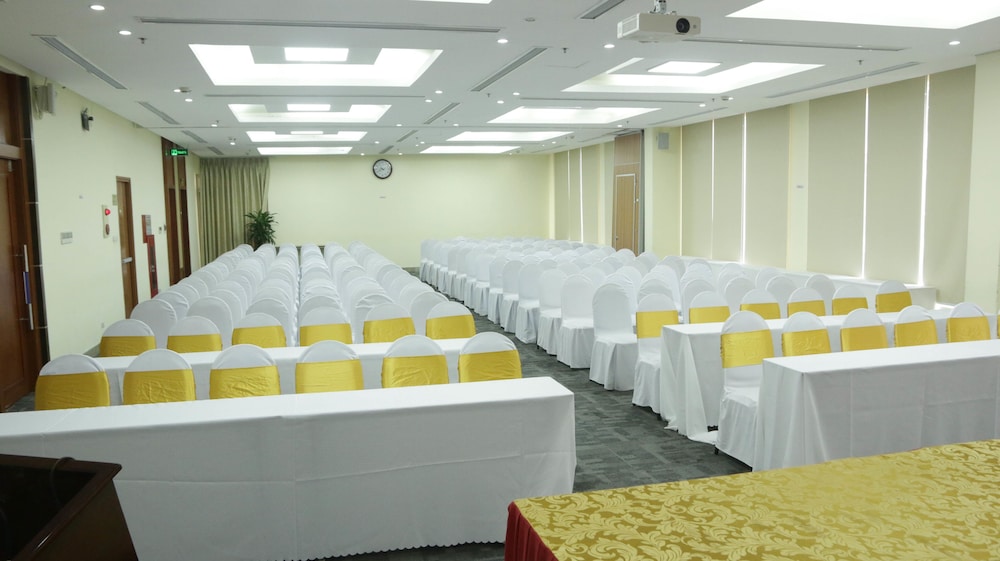 Tqt Hotel 55/60