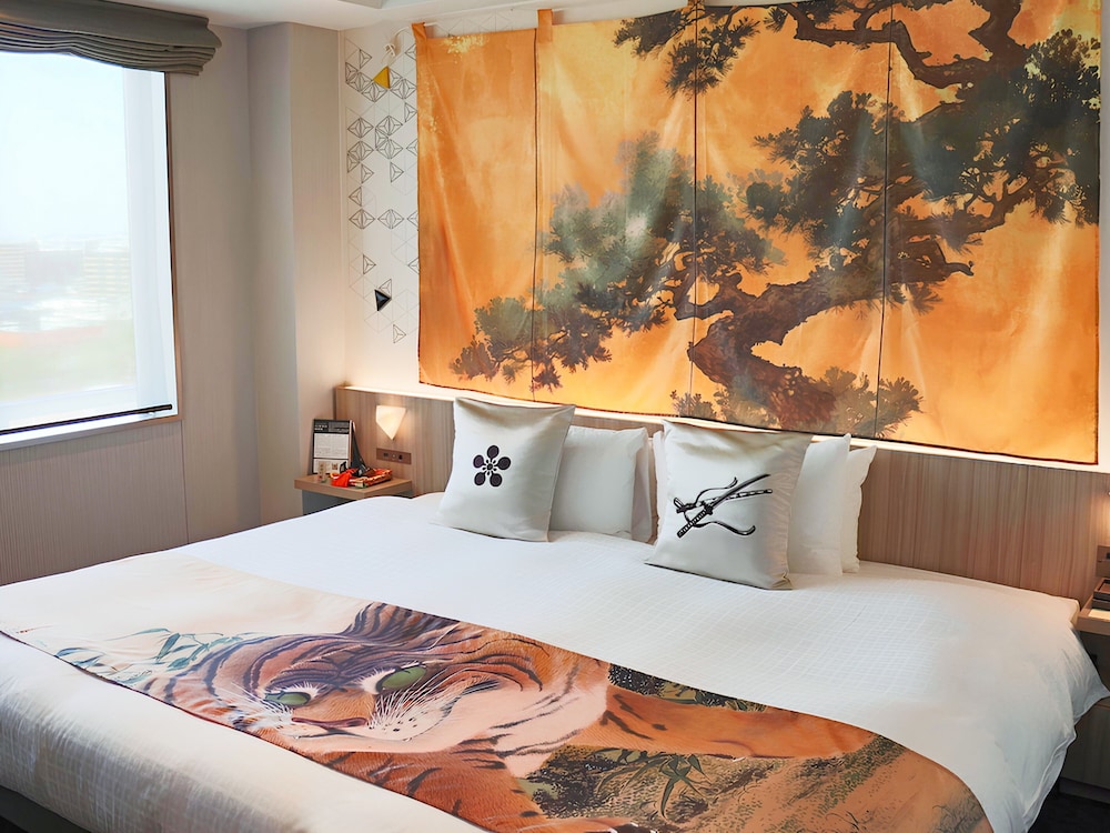 SAMURAI, KING BED