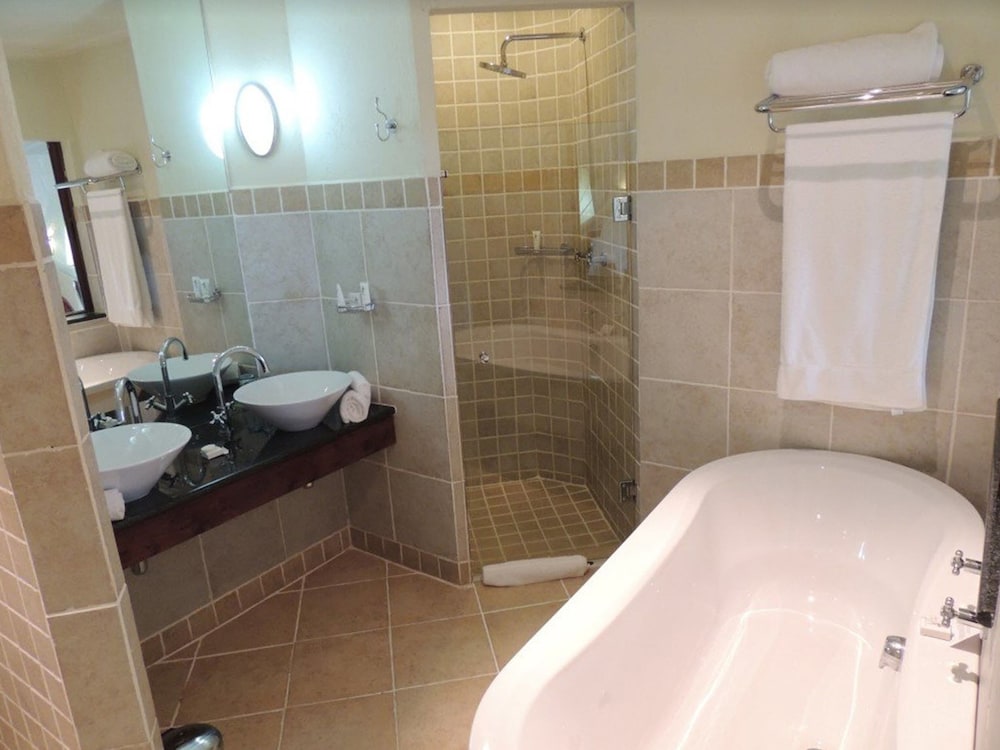 The David Livingstone Safari Lodge & Spa 49/50