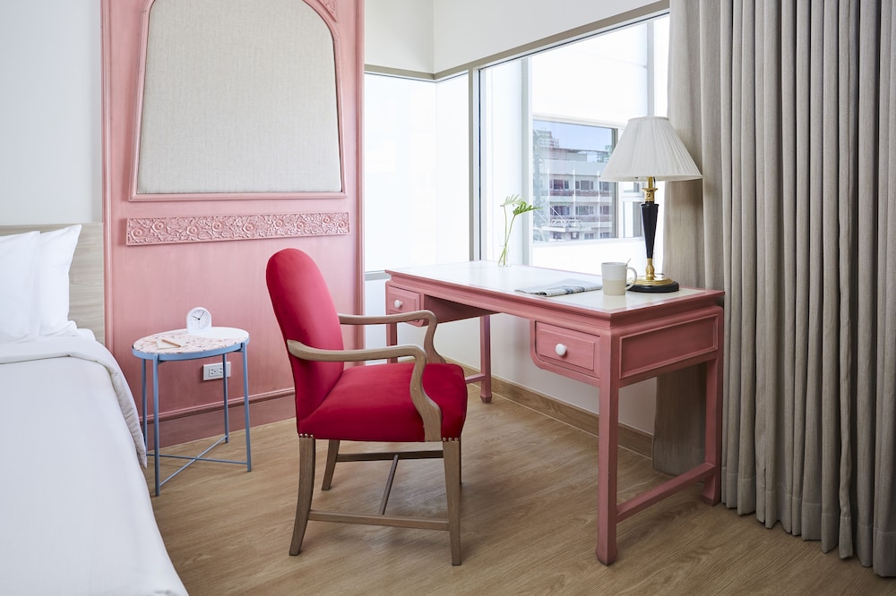 56 Surawong Hotel Bangkok 58/66