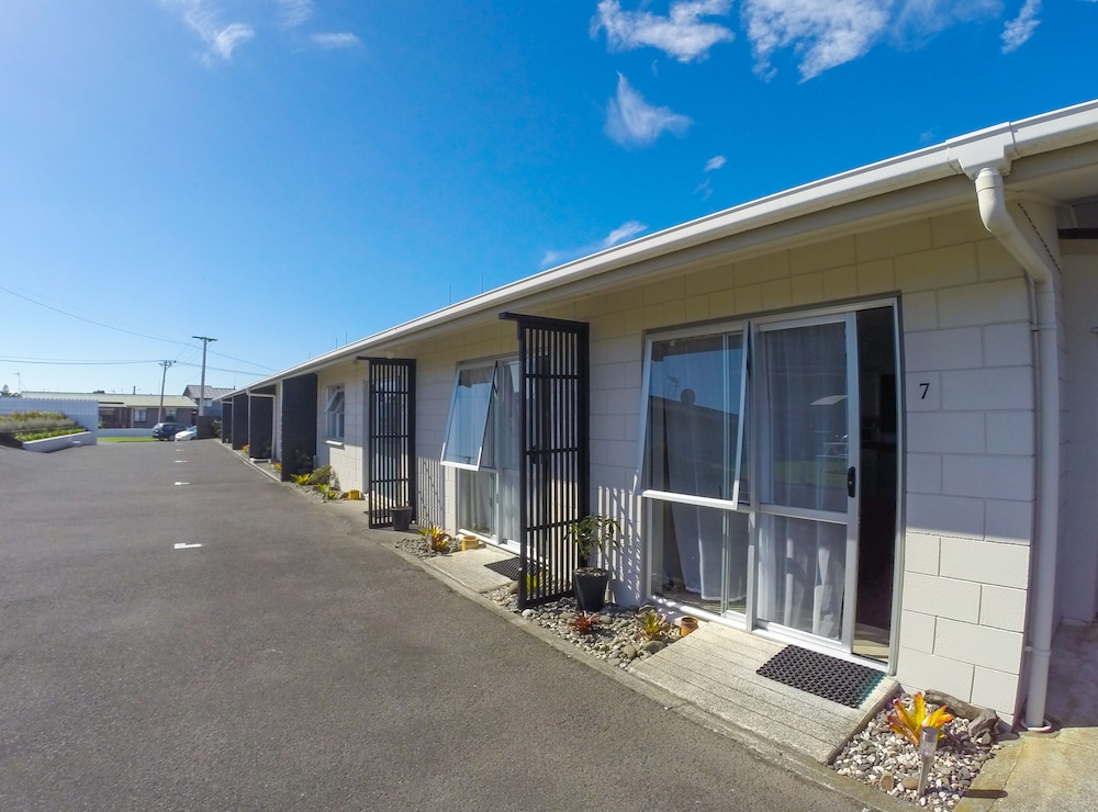 Blue Haven Motel 4/50