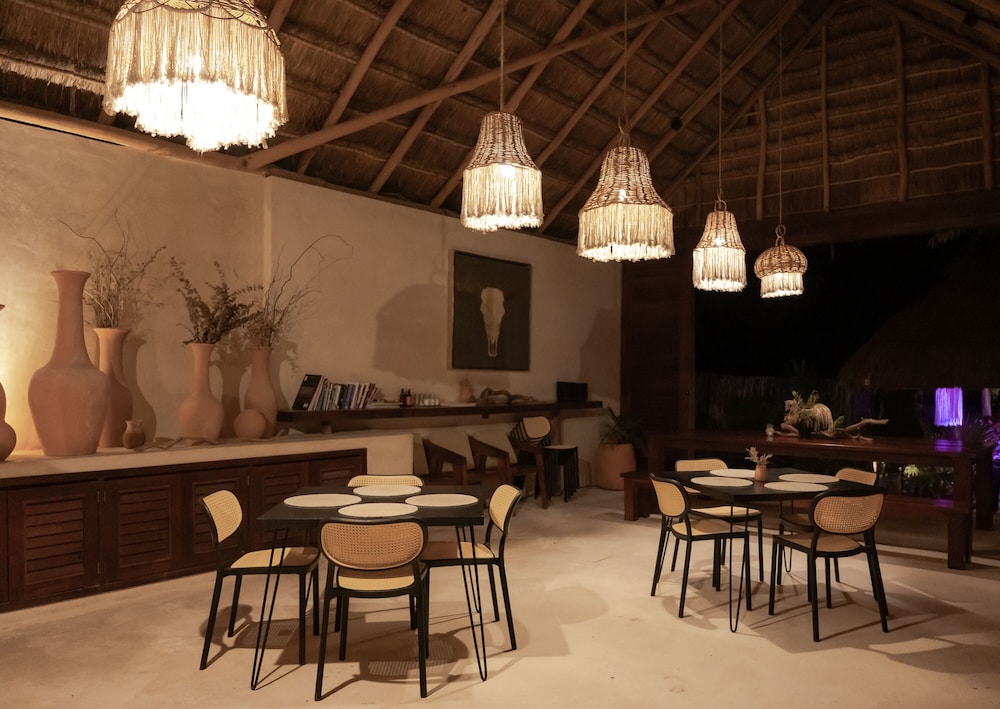 Casa K u Hotel 36/50