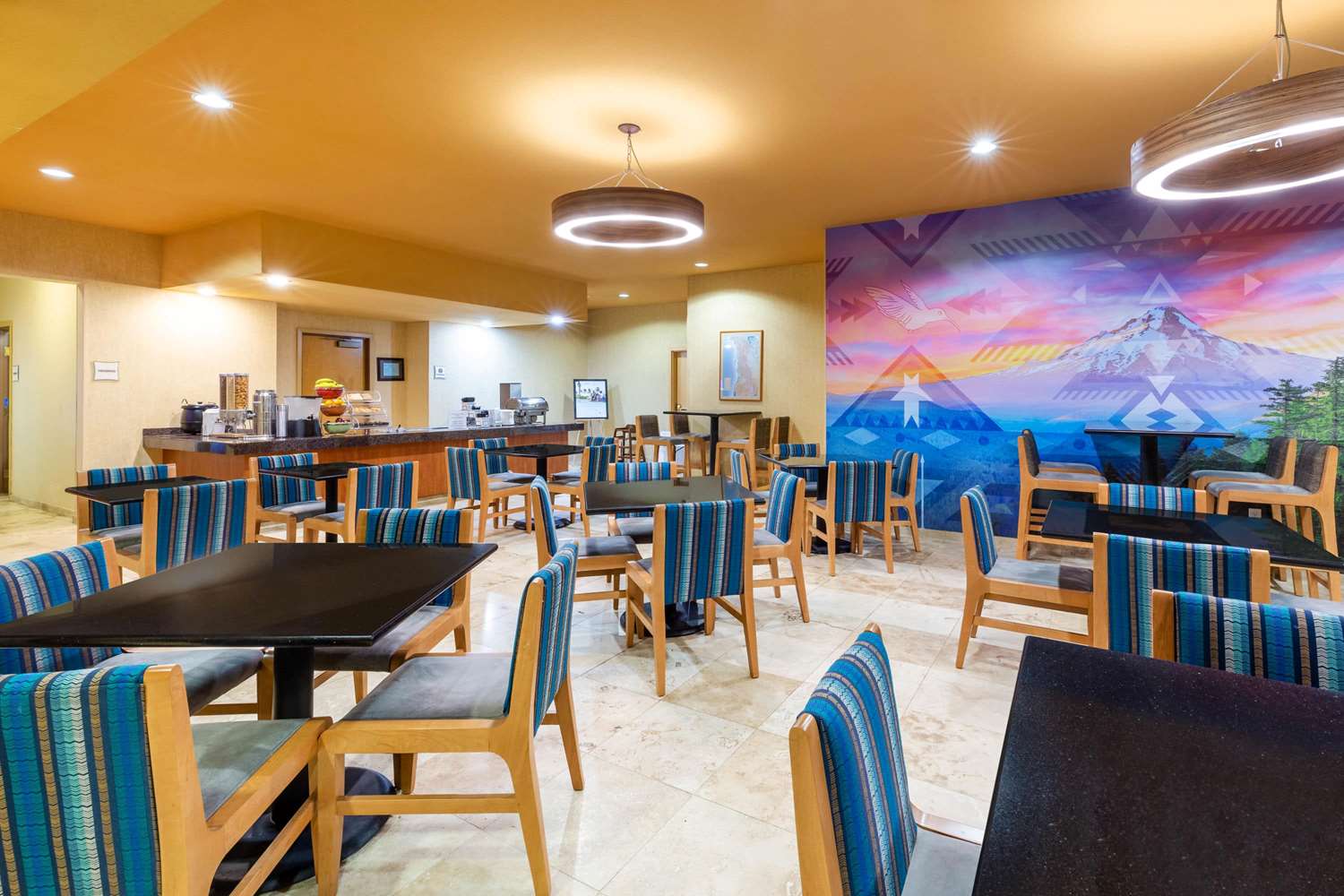 restaurant cafeteria