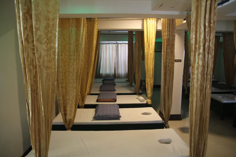 BORA SKY HOTEL 50/50