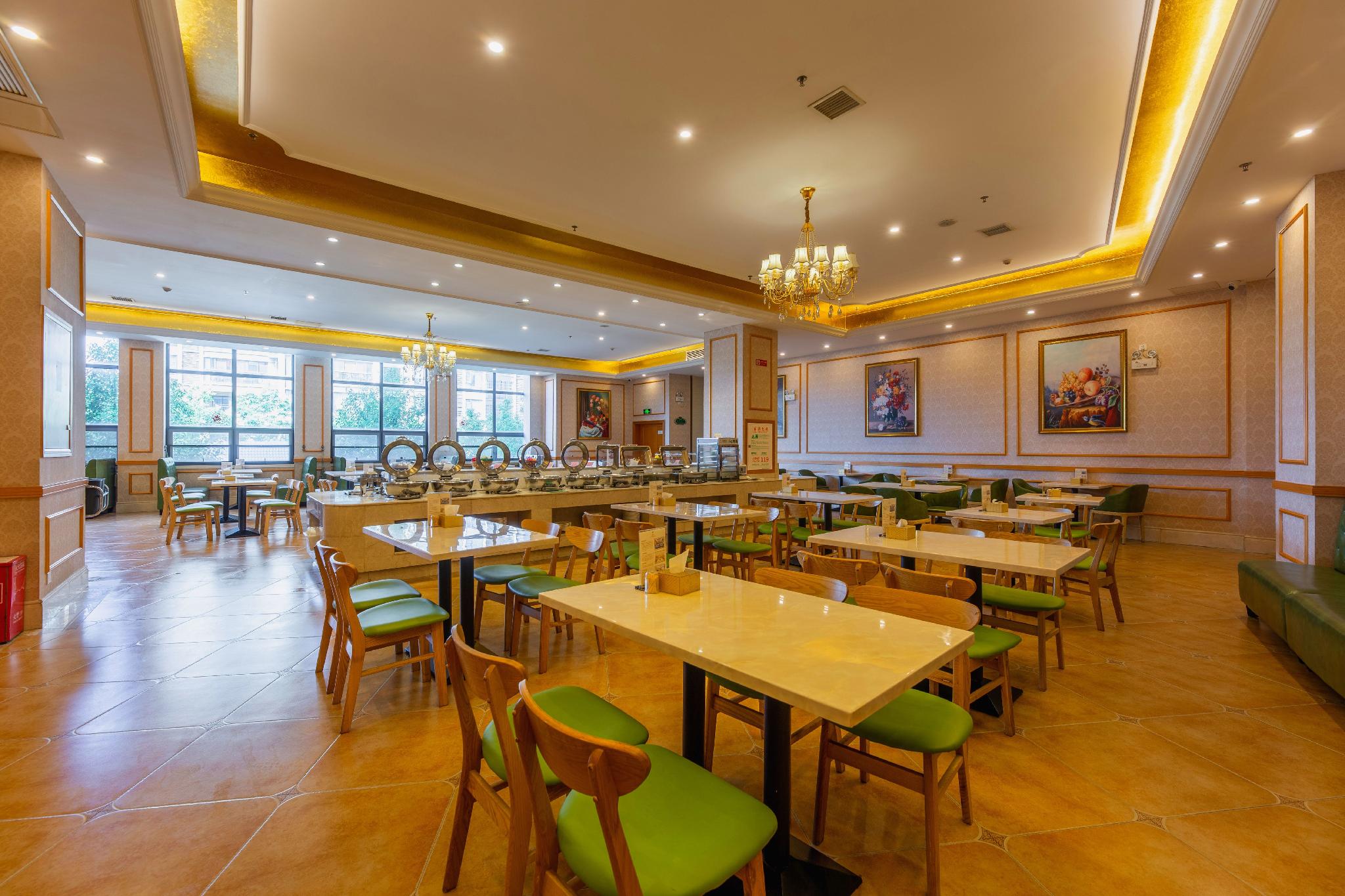 Venus International Hotel (Hankou North) 45/53