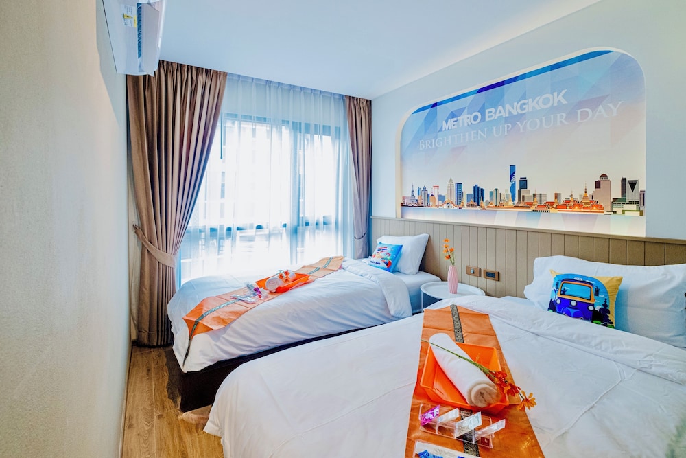 Metro Hotel Phahonyothin 35 22/50