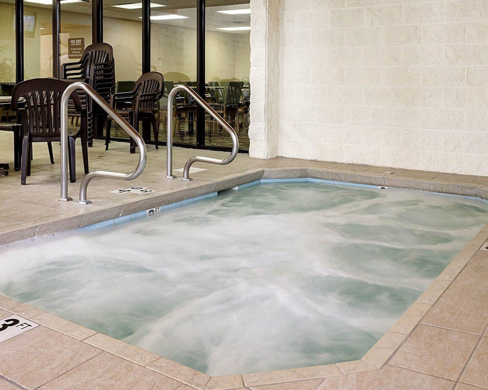 MainStay Suites Bismarck 8/25