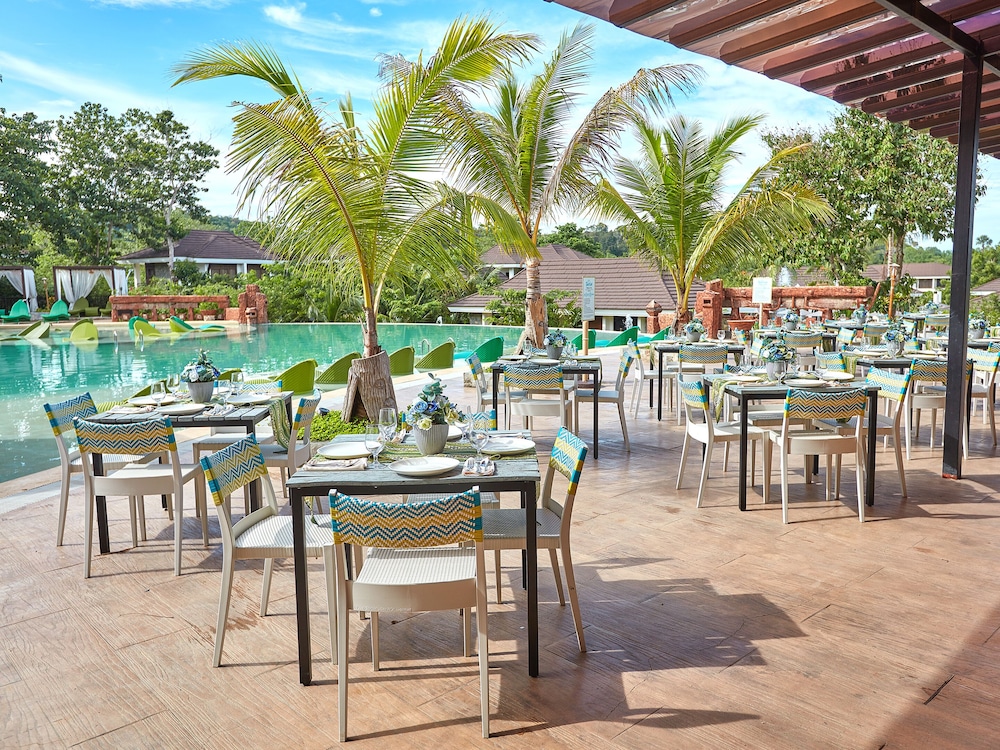 Tag Resort Coron 61/81