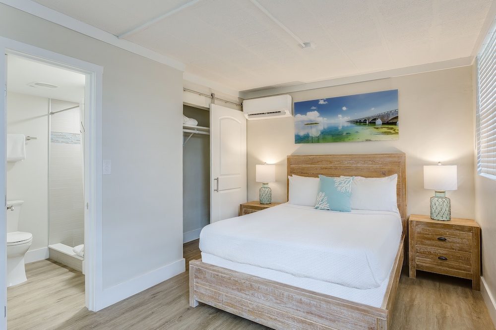 La Jolla Resort 25/73