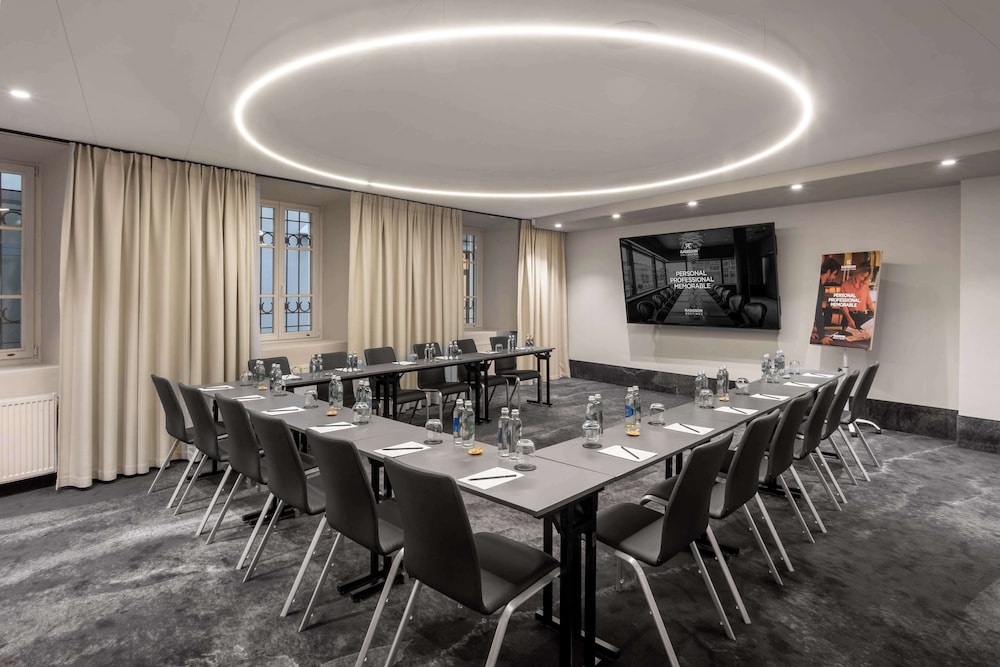 Radisson Collection Astorija Hotel, Vilnius 56/66