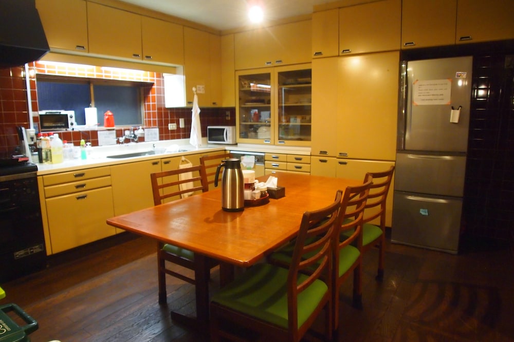 Yuzan Guesthouse Annex - Hostel 56/68