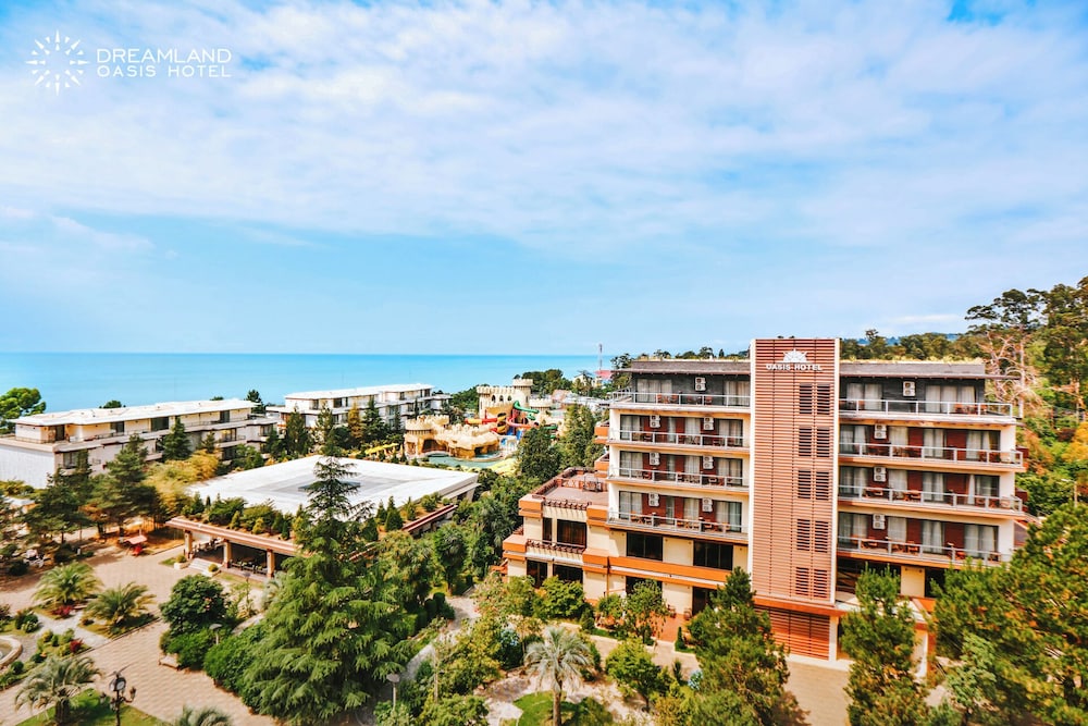 Dreamland Oasis Hotel Chakvi in KOBULETI