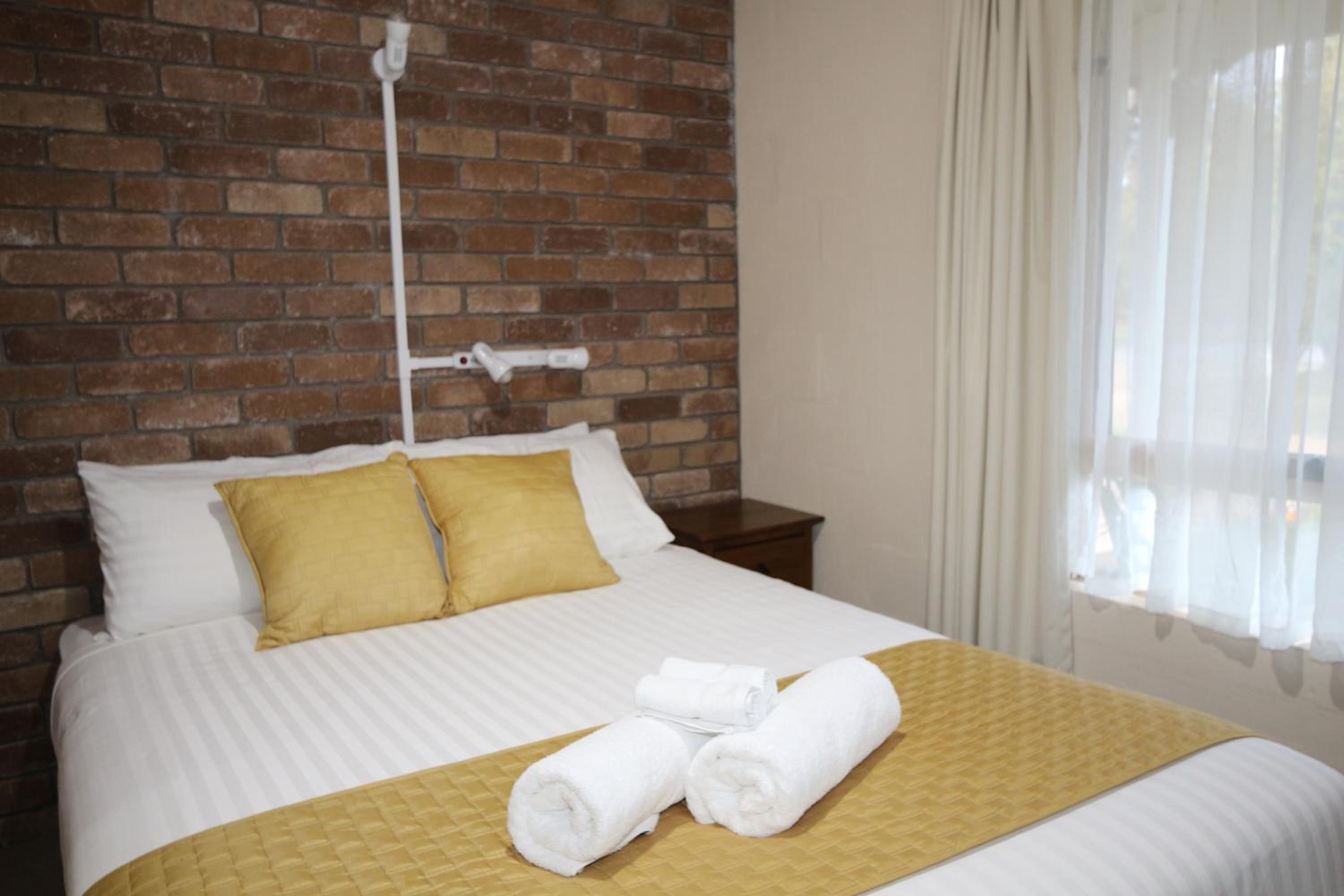 كوخ بسرير مزدوج بغرفتي نوم، Swansea Cottages & Motel Suites 2/5