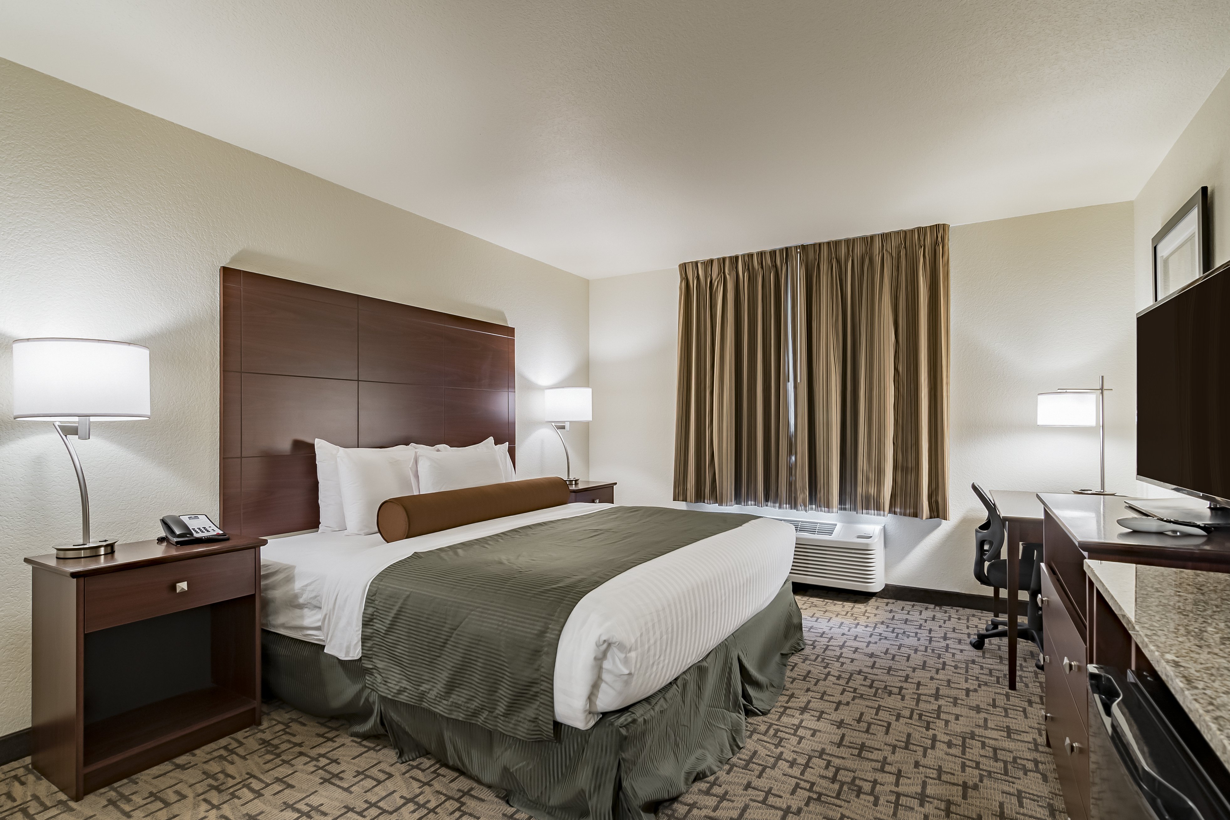 Cobblestone Hotel & Suites - Greenville 5/21