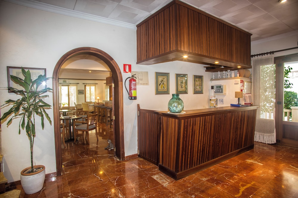 Hotel Martorell 7/50