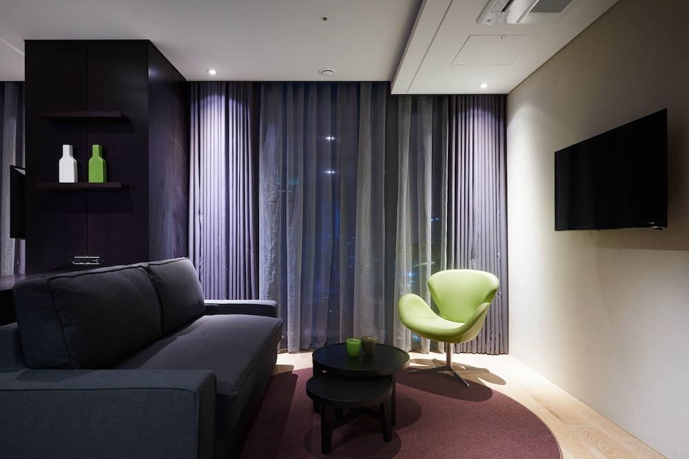 Hotel Peyto 43/62