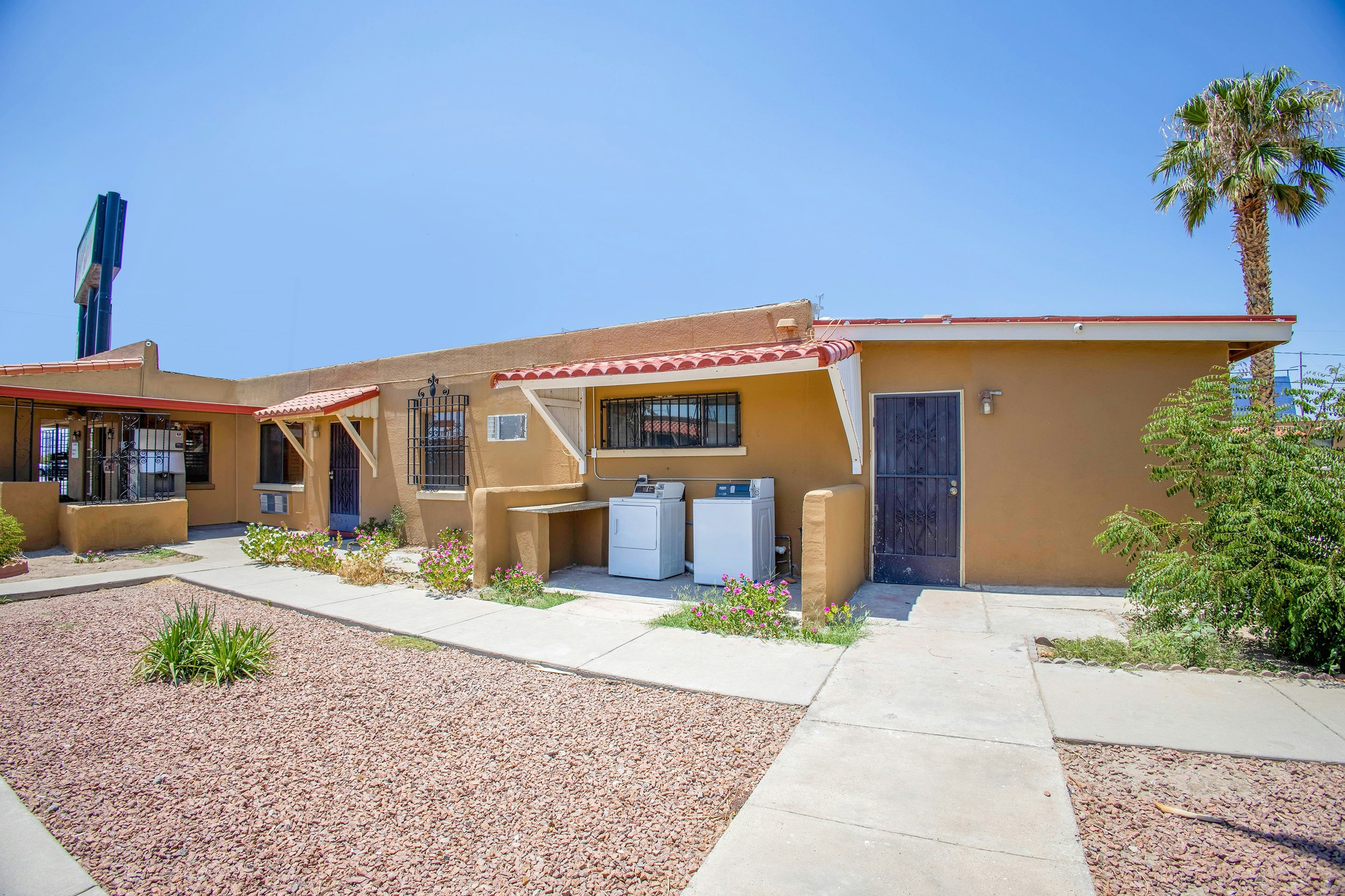 Sands Motel By OYO El Paso near Airport 30/31
