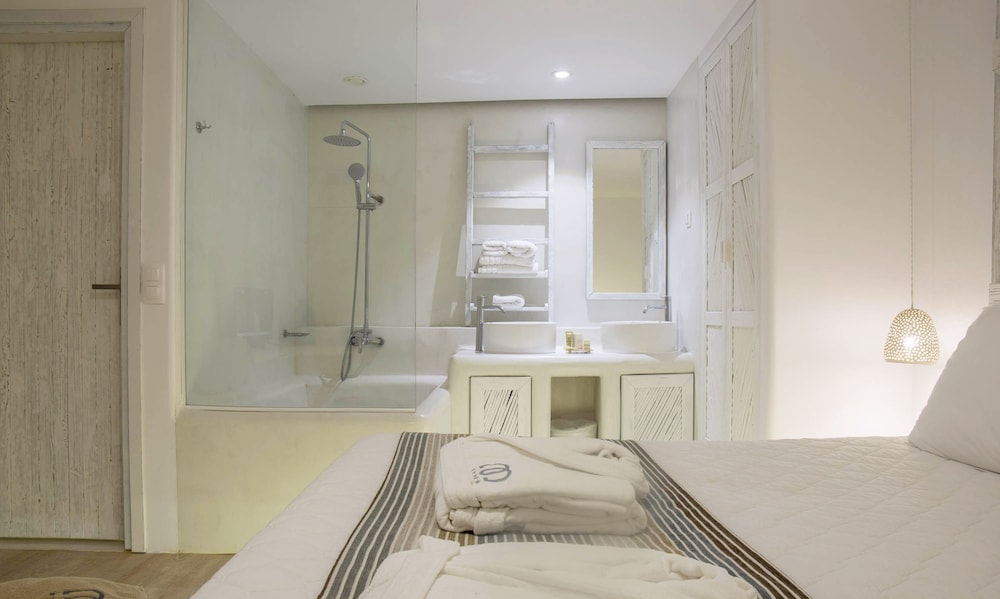 Akkadian Mykonos Resort 23/69